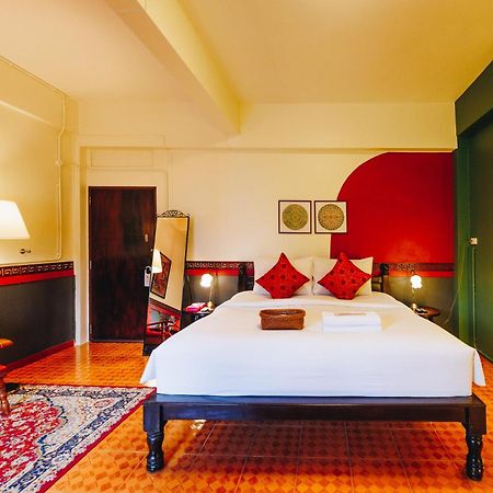Hotel Sleeper House Trang Exterior foto