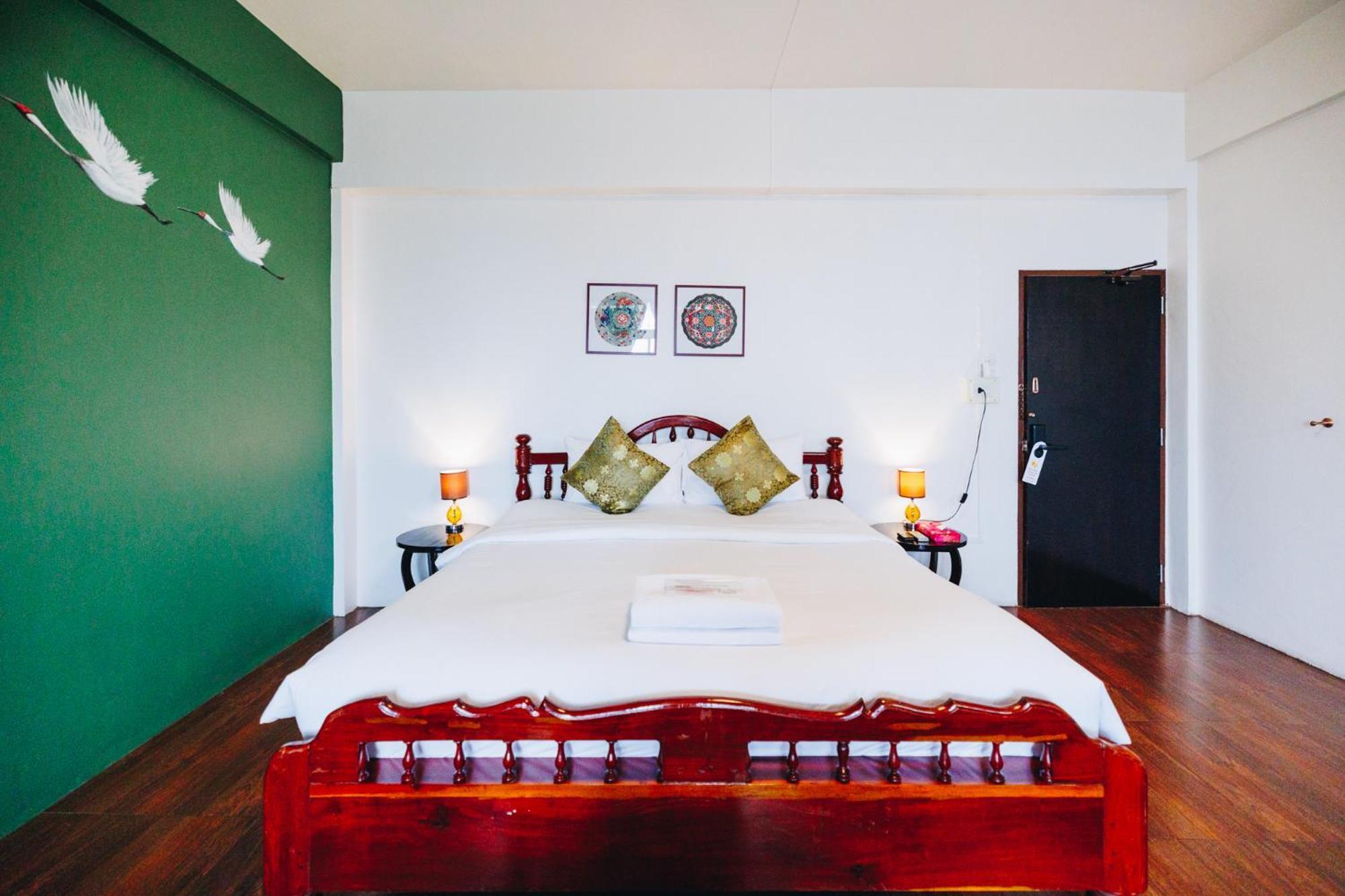 Hotel Sleeper House Trang Exterior foto